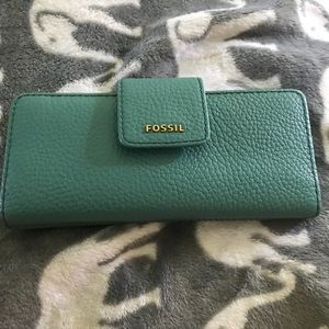Fossil wallet